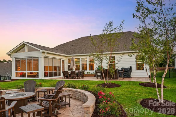 Property Slideshow image 3 of 48 | 4928 valita rd, York, SC, 29745