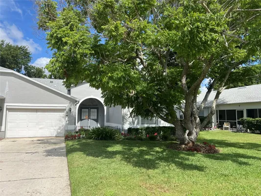 Property Slideshow image 2 of 17 | 6381 egret dr 14, Lakeland, FL, 33809