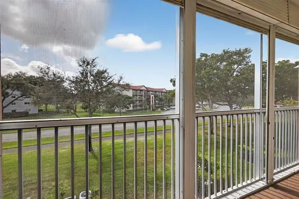 Property Slideshow image 3 of 42 | 12750 sw 4th ct 307j, Pembroke Pines, FL, 33027