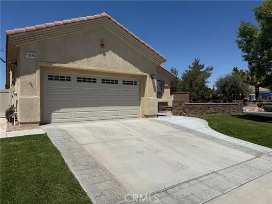 Property Slideshow image 2 of 3 | 10676 lanigan rd, Apple Valley, CA, 92308