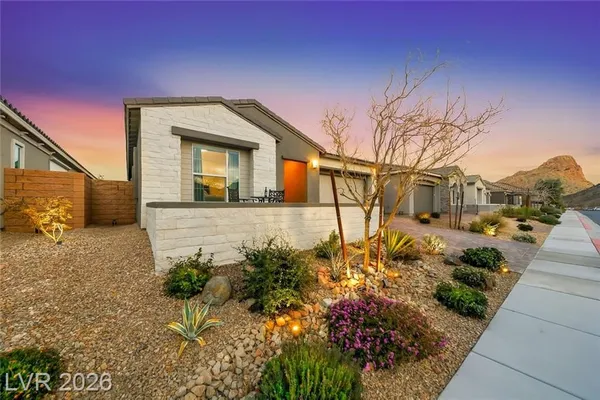 Property Slideshow image 2 of 69 | 80 tatahatso point st, Henderson, NV, 89011