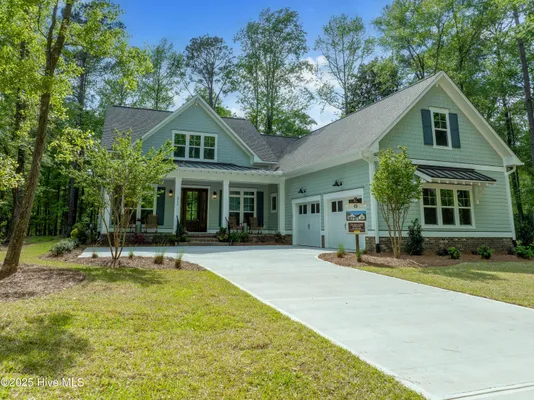 Property Slideshow image 2 of 50 | 3705 deerview ln, Castle Hayne, NC, 28429