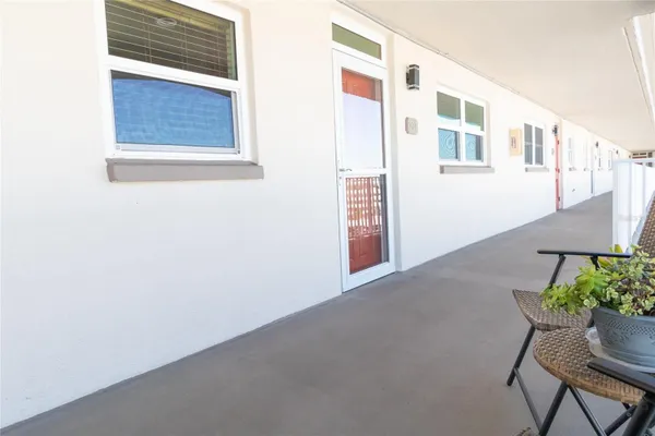 Property Slideshow image 3 of 37 | 5980 shore blvd 707, Gulfport, FL, 33707