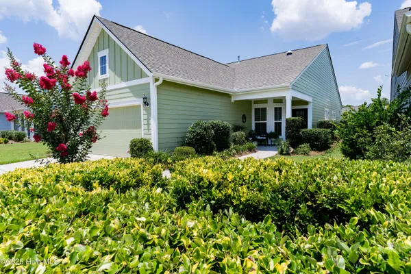 Property Slideshow image 2 of 47 | 1101 snowden rd, Wilmington, NC, 28412