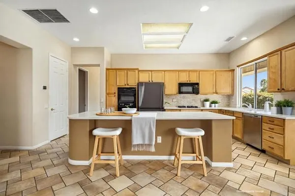 Property Slideshow image 2 of 43 | 78491 sterling ln, Palm Desert, CA, 92211