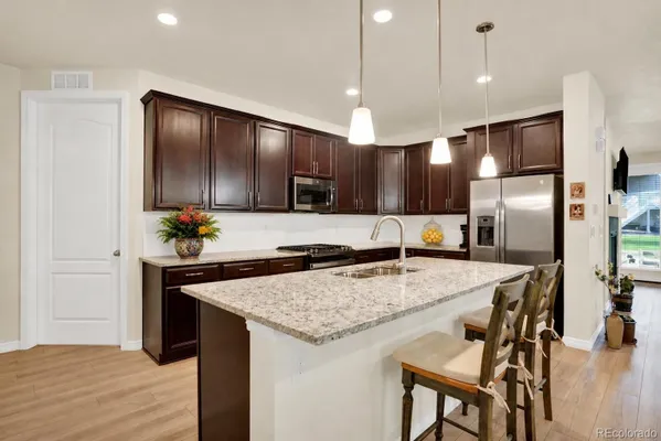 Property Slideshow image 3 of 29 | 7810 plateau creek ln, Littleton, CO, 80125