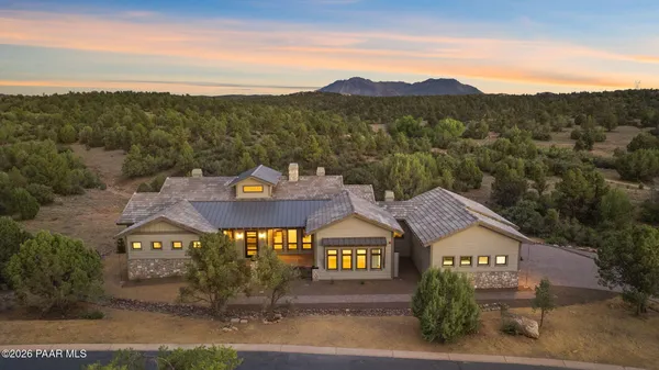 Property Slideshow image 3 of 92 | 12315 w cooper morgan trl, Prescott, AZ, 86305