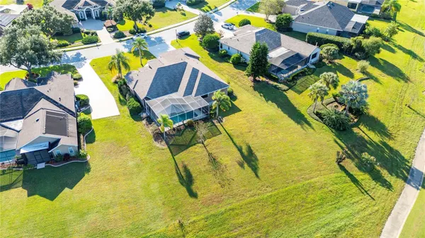 Property Slideshow image 3 of 71 | 13301 thoroughbred dr, Dade City, FL, 33525
