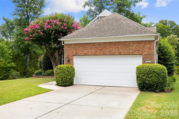 Property Slideshow image 2 of 48 | 56122 finches ct, Fort Mill, SC, 29707