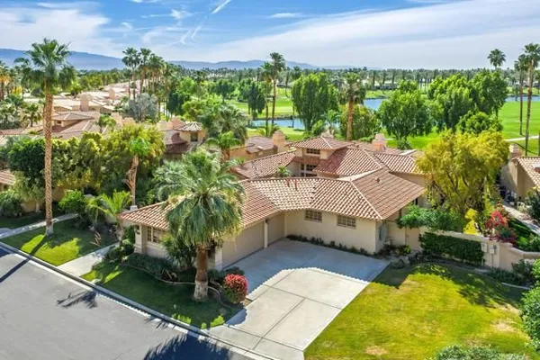 Property Slideshow image 2 of 38 | 54310 riviera, La Quinta, CA, 92253