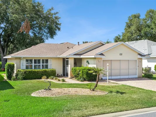 Property Slideshow image 2 of 53 | 21230 royal st georges ln, Leesburg, FL, 34748