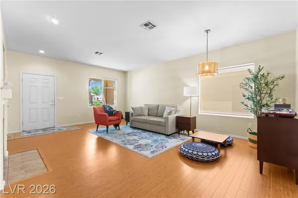 Property Slideshow image 3 of 47 | 2880 goldcreek st, Henderson, NV, 89052