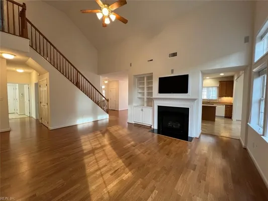 Property Slideshow image 3 of 11 | 407 dundee ln, Chesapeake, VA, 23322