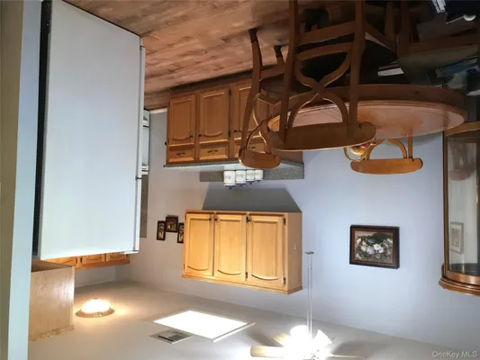 Property Slideshow image 3 of 13 | 405 woodbridge dr d, Ridge, NY, 11961