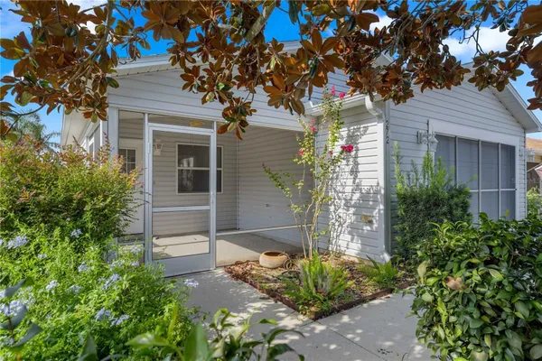 Property Slideshow image 2 of 27 | 272 emmalee pl, The Villages, FL, 32162