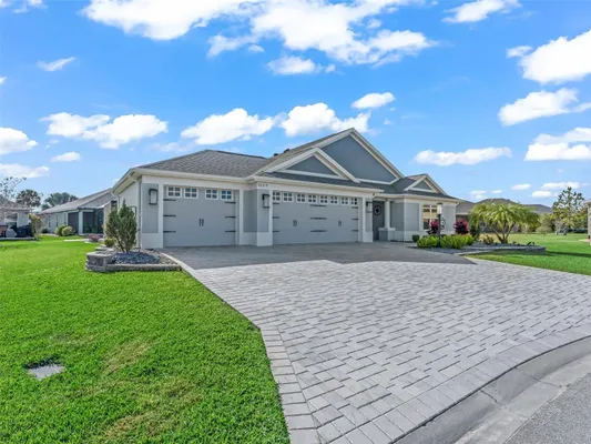 Property Slideshow image 3 of 68 | 5885 flint loop, The Villages, FL, 32163