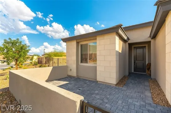 Property Slideshow image 2 of 30 | 127 crimson cactus ave, Henderson, NV, 89011