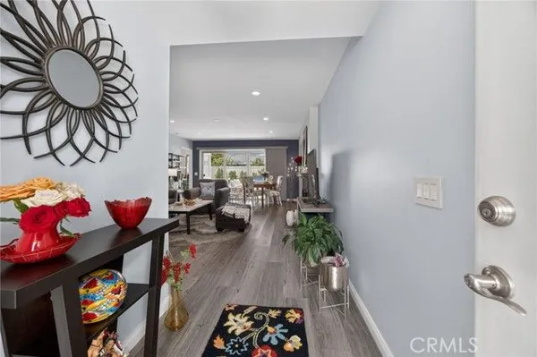 Property Slideshow image 2 of 33 | 2525 neptune pl, Port Hueneme, CA, 93041