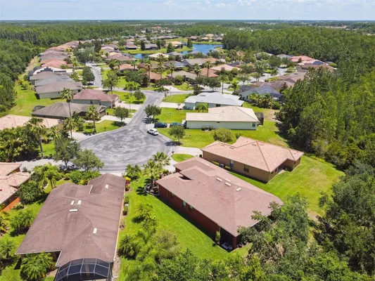 Property Slideshow image 3 of 50 | 806 ebb tide ln, Kissimmee, FL, 34759