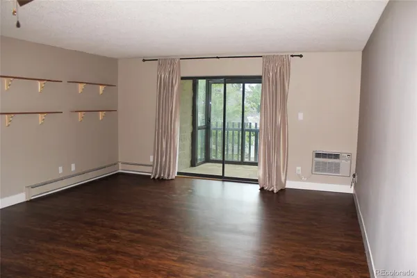 Property Slideshow image 2 of 27 | 14091 e marina dr 103, Aurora, CO, 80014