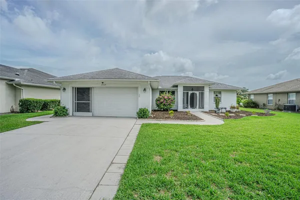 Property Slideshow image 2 of 52 | 10535 moshie ln, San Antonio, FL, 33576