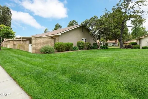 Property Slideshow image 3 of 39 | 9210 village 9 9, Camarillo, CA, 93012