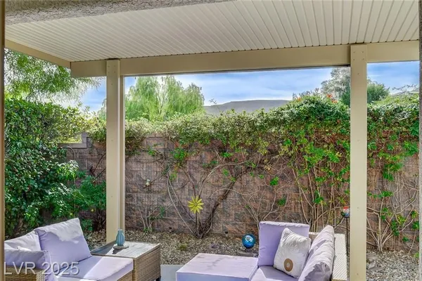 Property Slideshow image 3 of 41 | 10481 premia pl, Las Vegas, NV, 89135
