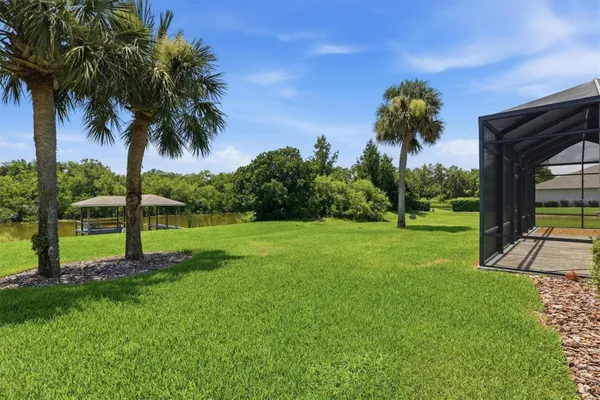 Property Slideshow image 3 of 50 | 6042 landings blvd, Lady Lake, FL, 32159