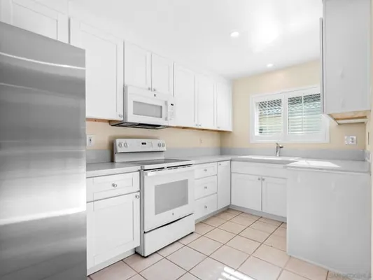 Property Slideshow image 2 of 21 | 1822 stanton rd, Encinitas, CA, 92024