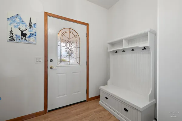 Property Slideshow image 2 of 31 | 110 jockey ct, Grayslake, IL, 60030