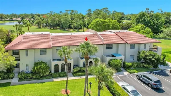 Property Slideshow image 2 of 61 | 21207 lago cir d, Boca Raton, FL, 33433