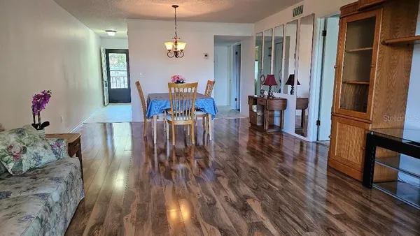 Property Slideshow image 3 of 32 | 5920 80th st 308, St Petersburg, FL, 33709
