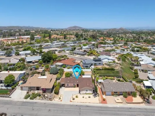 Property Slideshow image 2 of 56 | 12118 obispo rd, San Diego, CA, 92128