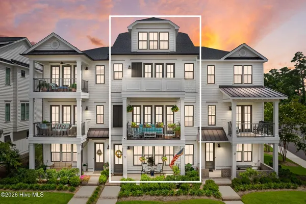 Property Slideshow image 2 of 79 | 19 hobie run, Wilmington, NC, 28412