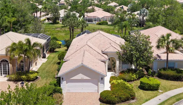 Property Slideshow image 2 of 73 | 5609 lucia pl, Sarasota, FL, 34238