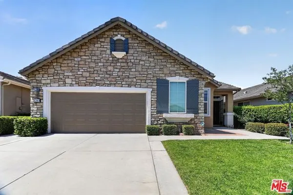 Property Slideshow image 3 of 59 | 8240 campbell ct, Hemet, CA, 92545