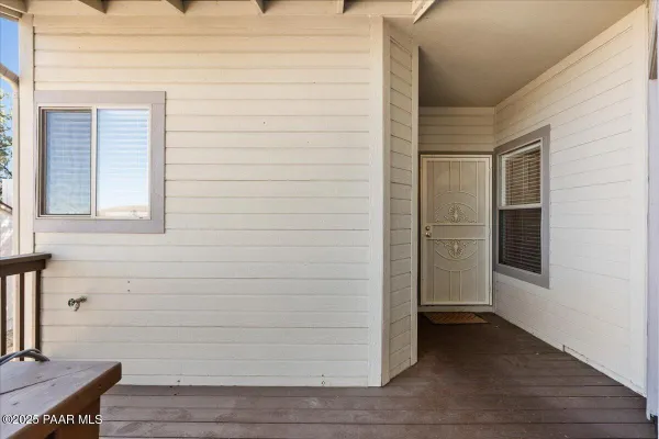 Property Slideshow image 2 of 18 | 4968 summit cir, Prescott, AZ, 86301