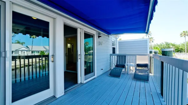 Property Slideshow image 3 of 56 | 506 woodstork cir, Bradenton, FL, 34209