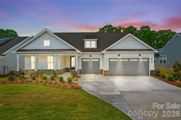 Property Slideshow image 3 of 42 | 2735 peak ct, Belmont, NC, 28012