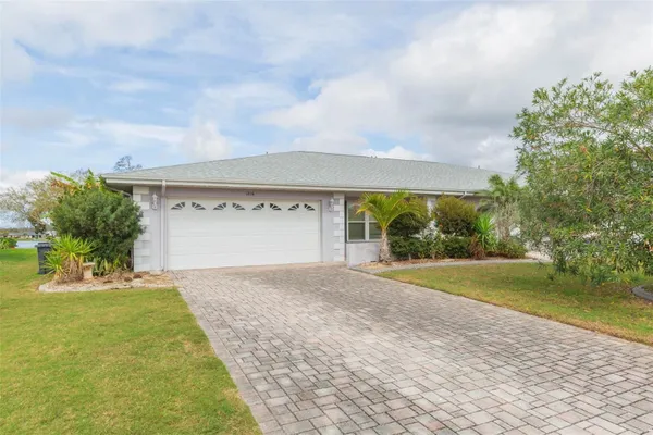Property Slideshow image 2 of 42 | 1816 n pebble beach blvd, Sun City Center, FL, 33573