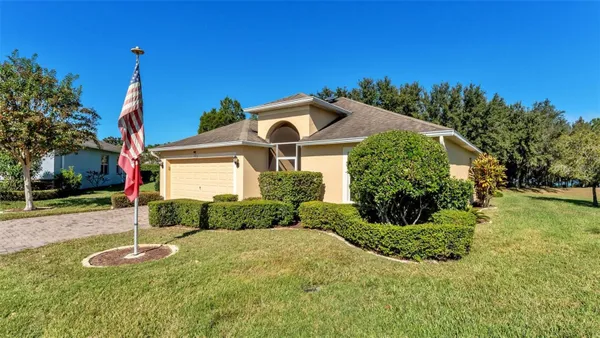 Property Slideshow image 3 of 80 | 4016 carteret dr, Winter Haven, FL, 33884