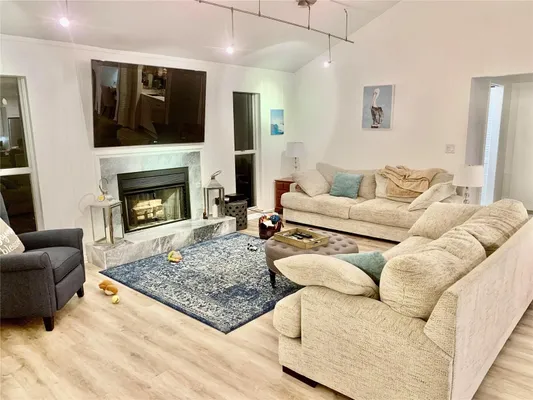 Property Slideshow image 3 of 18 | 4678 pine harrier dr, Sarasota, FL, 34231