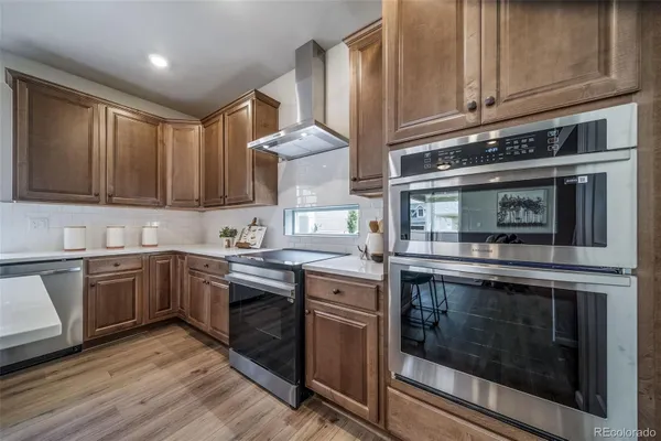 Property Slideshow image 2 of 29 | 21845 e 51st dr, Aurora, CO, 80019