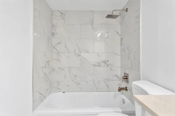 Property Slideshow image 3 of 33 | 1052 hythe c # 1052, Boca Raton, FL, 33434