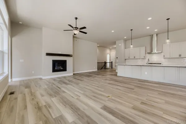 Property Slideshow image 3 of 28 | 21831 e tansy pl, Aurora, CO, 80016