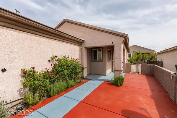 Property Slideshow image 3 of 38 | 2567 eclipsing stars dr, Henderson, NV, 89044