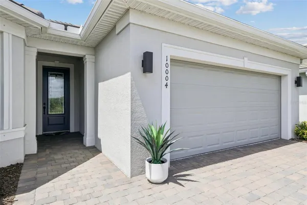 Property Slideshow image 2 of 40 | 10004 coral shore dr, Englewood, FL, 34223