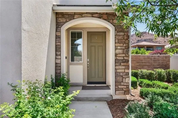Property Slideshow image 3 of 45 | 24170 hillcrest 1, Corona, CA, 92883