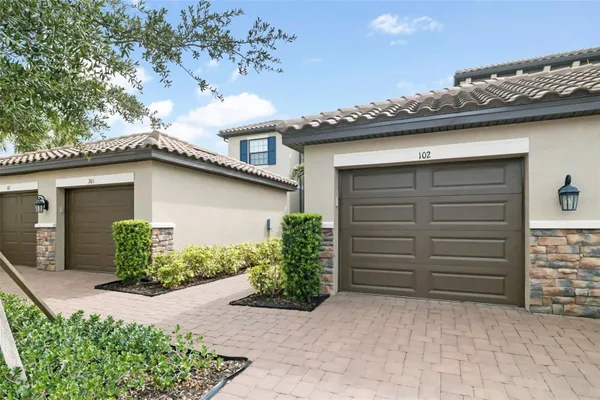 Property Slideshow image 2 of 65 | 13828 messina loop 102, Bradenton, FL, 34211