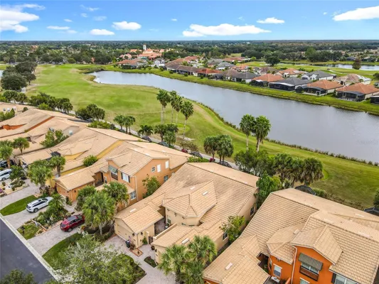Property Slideshow image 3 of 72 | 2472 palm tree dr, Kissimmee, FL, 34759